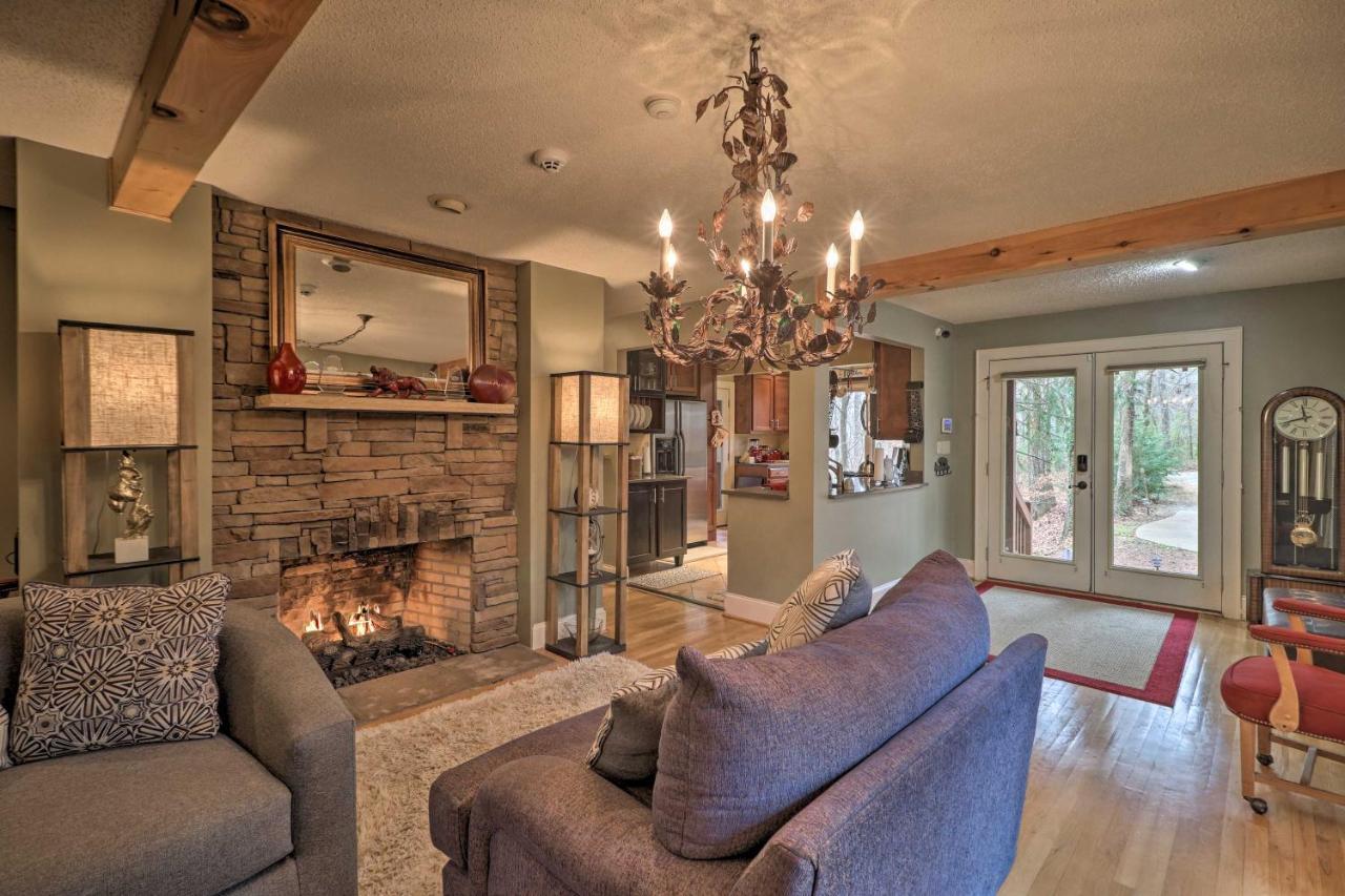 Cozy Conyers Cabin With Fireplace And Pool Table! المظهر الخارجي الصورة
